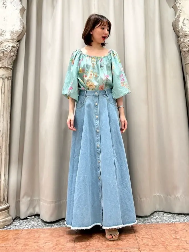 GRACE CONTINENTAL The Banquet eri コーディネート画像