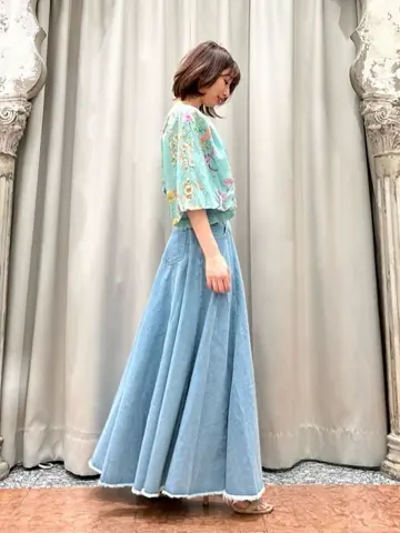 GRACE CONTINENTAL The Banquet eri コーディネート画像