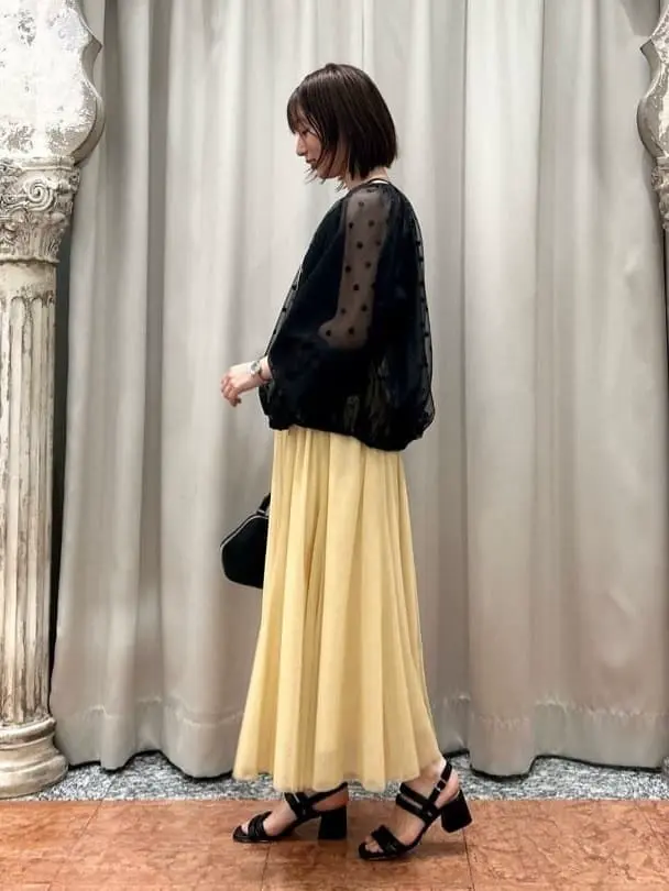 GRACE CONTINENTAL The Banquet eri コーディネート画像