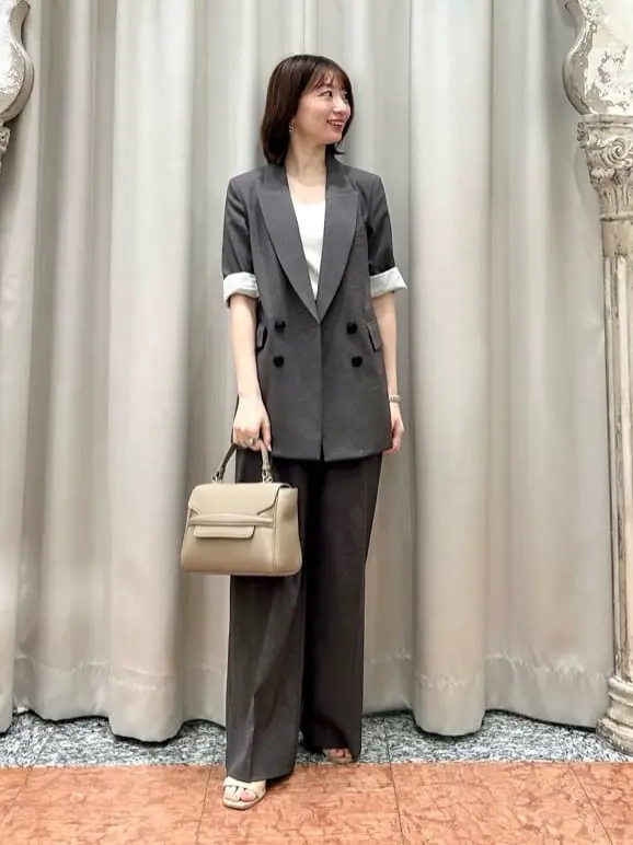 GRACE CONTINENTAL The Banquet eri コーディネート画像