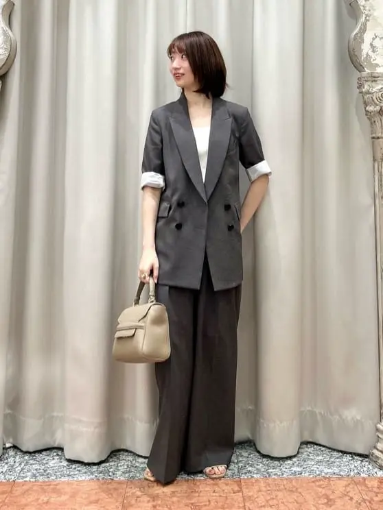 GRACE CONTINENTAL The Banquet eri コーディネート画像