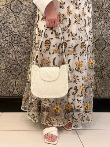 GRACE CONTINENTAL The Banquet SAITO コーディネート画像