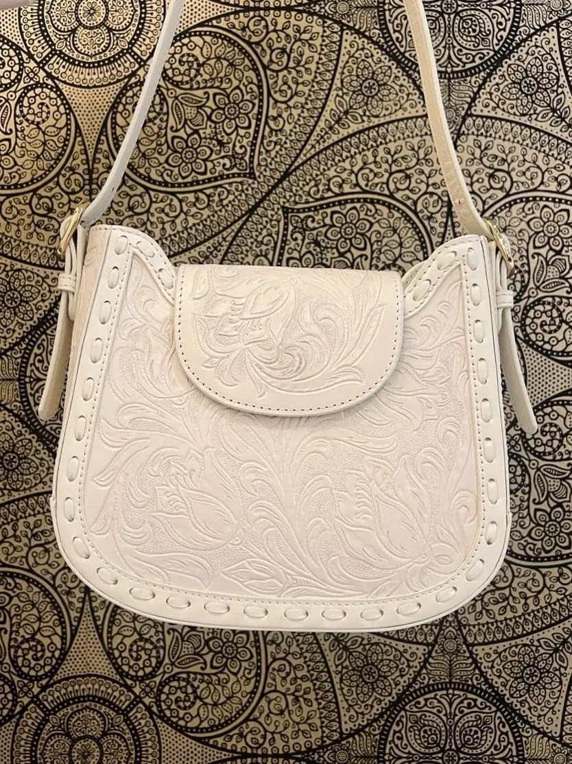 GRACE CONTINENTAL The Banquet SAITO コーディネート画像