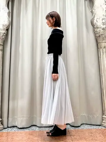 GRACE CONTINENTAL The Banquet eri コーディネート画像