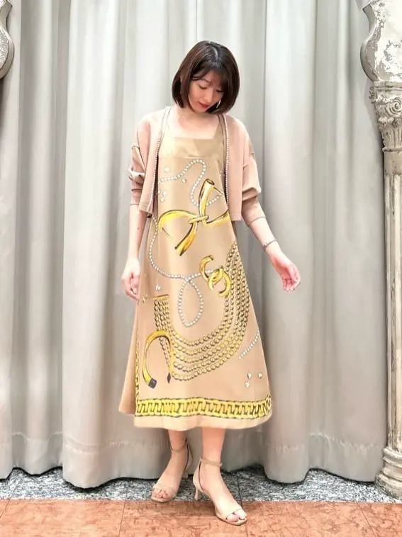 GRACE CONTINENTAL The Banquet eri コーディネート画像