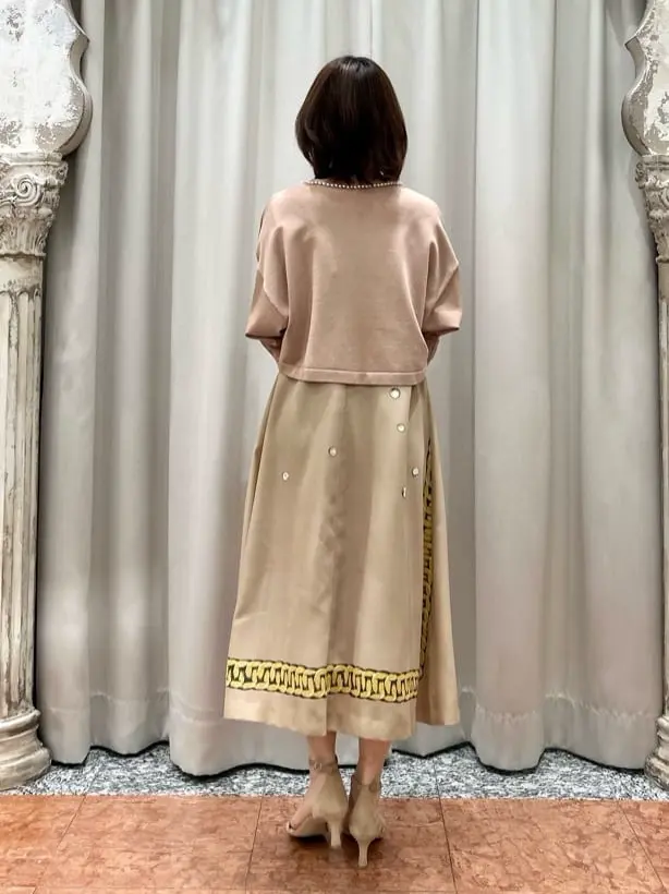 GRACE CONTINENTAL The Banquet eri コーディネート画像