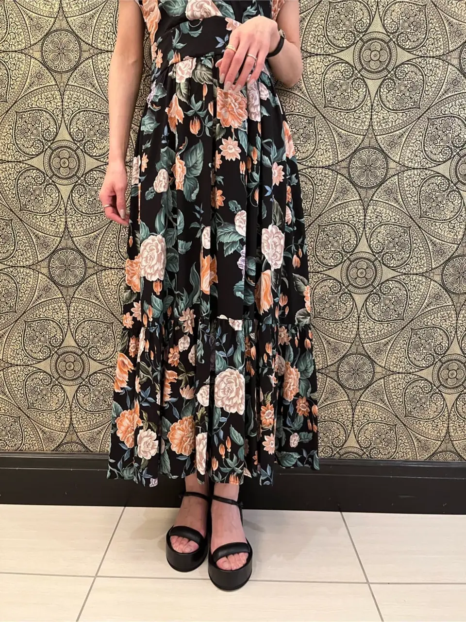 GRACE CONTINENTAL The Banquet 亀田 未希 コーディネート画像