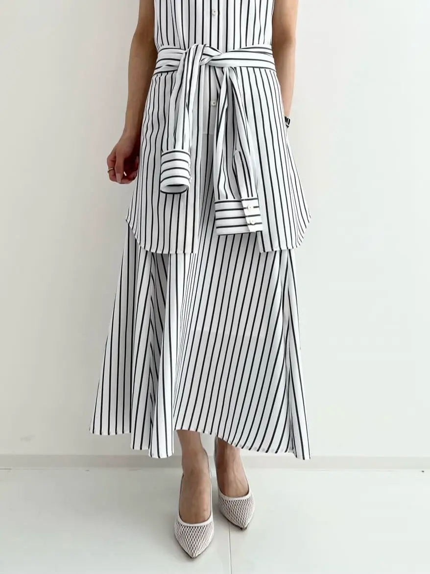 GRACE CONTINENTAL The Banquet 亀田 未希 コーディネート画像