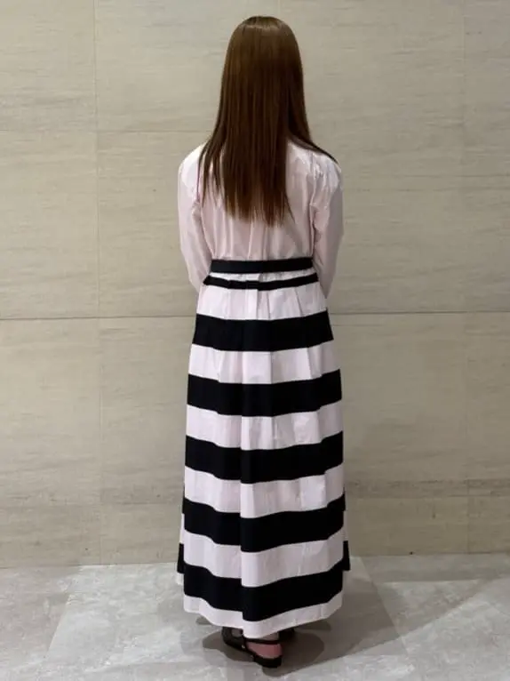 GRACE CONTINENTAL The Banquet 近藤　紫織 コーディネート画像