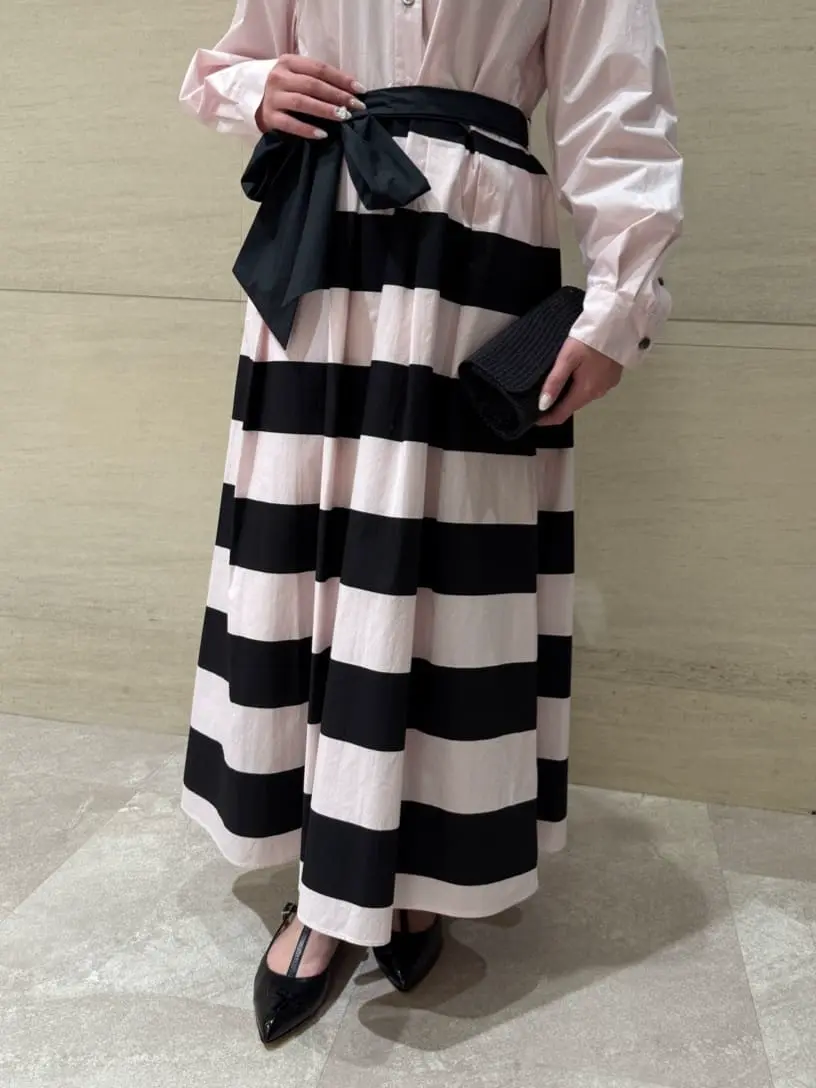 GRACE CONTINENTAL The Banquet 近藤　紫織 コーディネート画像