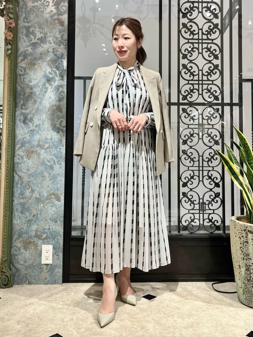 GRACE CONTINENTAL The Banquet 泉　智子 コーディネート画像