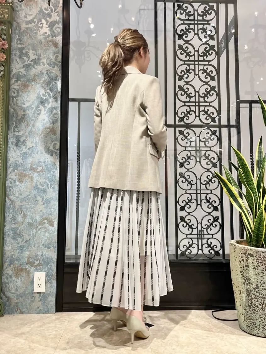 GRACE CONTINENTAL The Banquet 泉　智子 コーディネート画像