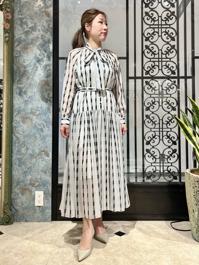 GRACE CONTINENTAL The Banquet 泉　智子 コーディネート画像