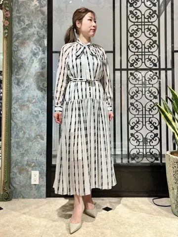 GRACE CONTINENTAL The Banquet 泉　智子 コーディネート画像