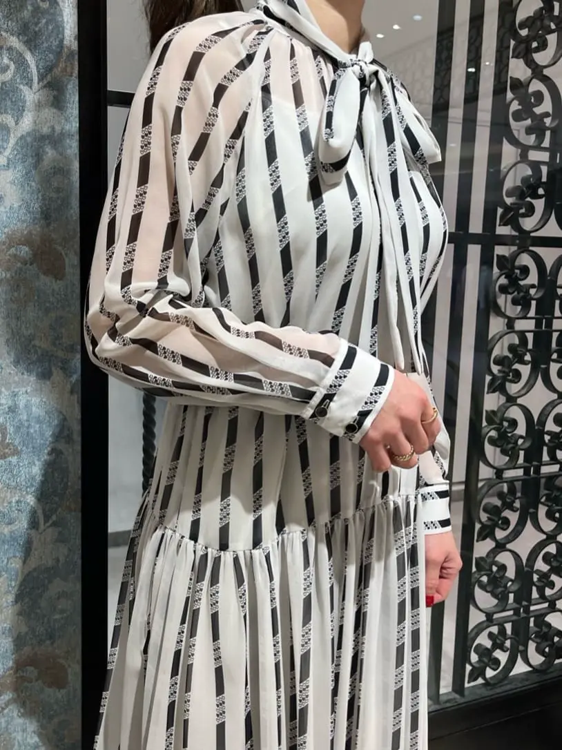 GRACE CONTINENTAL The Banquet 泉　智子 コーディネート画像