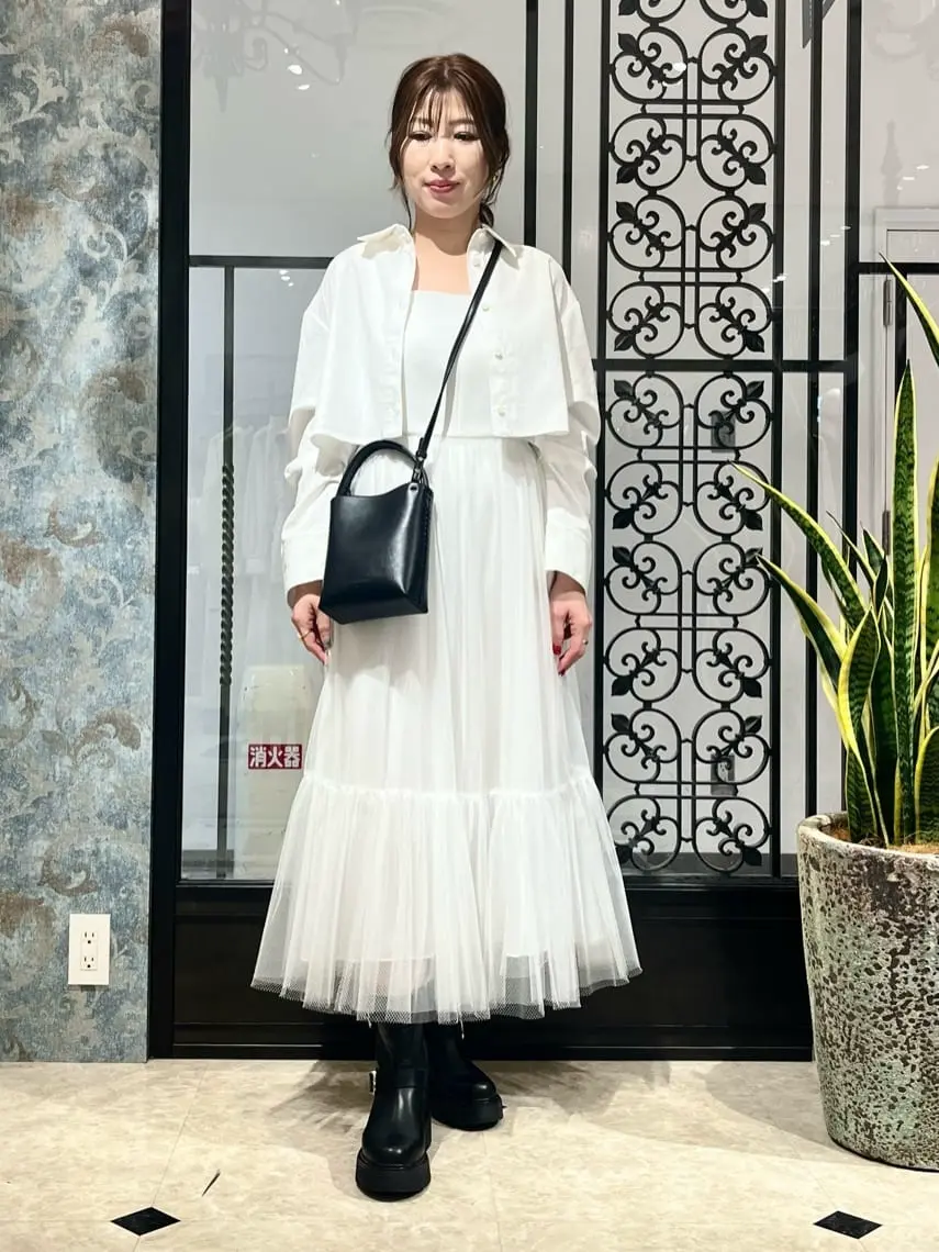 GRACE CONTINENTAL The Banquet 泉　智子 コーディネート画像