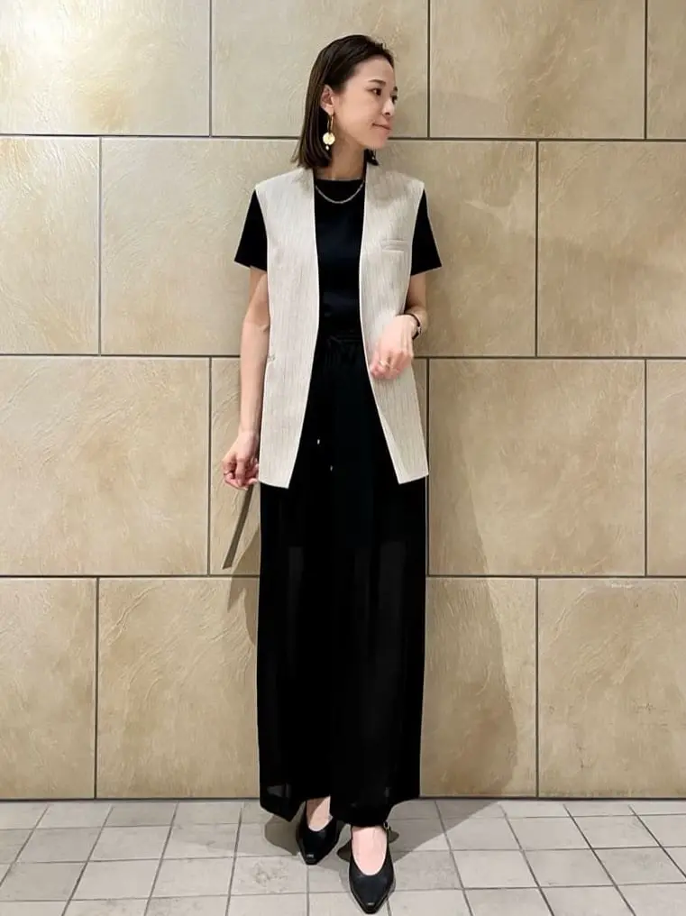 GRACE CONTINENTAL The Banquet 亀田 未希 コーディネート画像