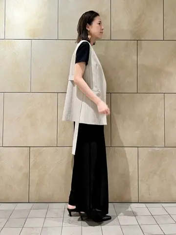 GRACE CONTINENTAL The Banquet 亀田 未希 コーディネート画像