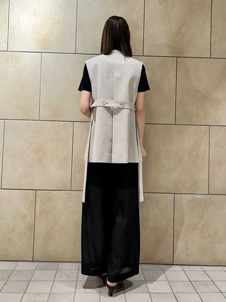 GRACE CONTINENTAL The Banquet 亀田 未希 コーディネート画像