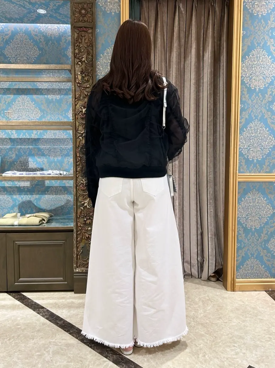 GRACE CONTINENTAL The Banquet Taura コーディネート画像