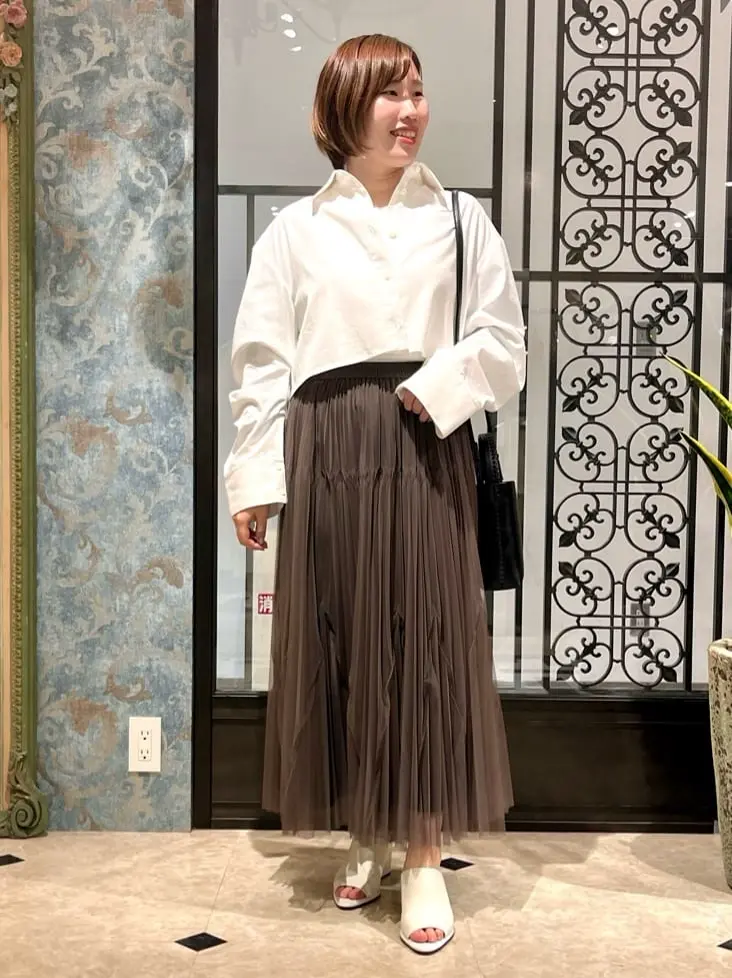GRACE CONTINENTAL The Banquet 吉永　ひかる コーディネート画像