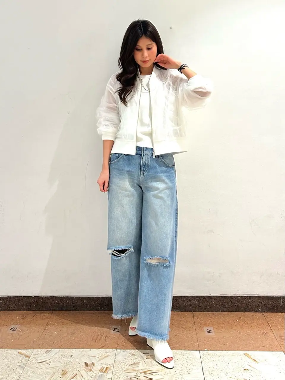 GRACE CONTINENTAL The Banquet 志田　悠 コーディネート画像