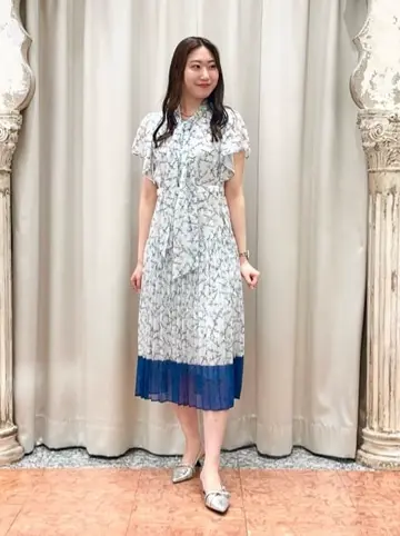 GRACE CONTINENTAL The Banquet 遠藤　みずき コーディネート画像