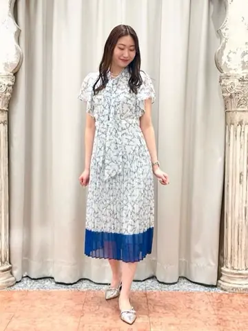 GRACE CONTINENTAL The Banquet 遠藤　みずき コーディネート画像