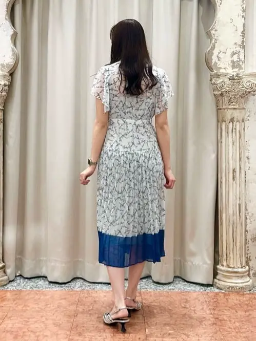 GRACE CONTINENTAL The Banquet 遠藤　みずき コーディネート画像