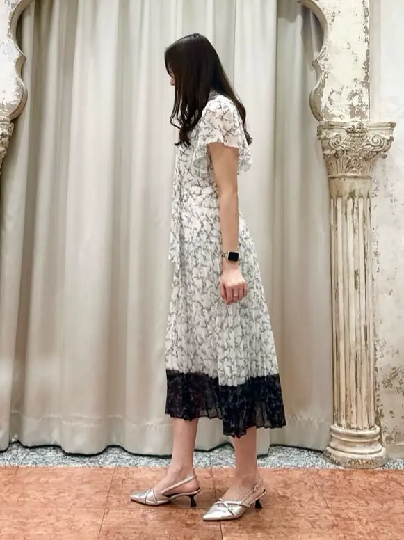 GRACE CONTINENTAL The Banquet 遠藤　みずき コーディネート画像