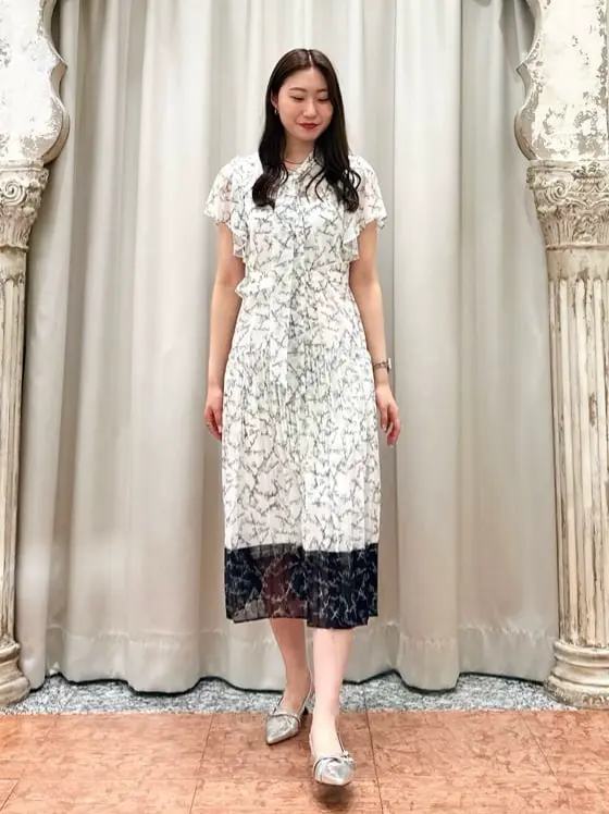 GRACE CONTINENTAL The Banquet 遠藤　みずき コーディネート画像