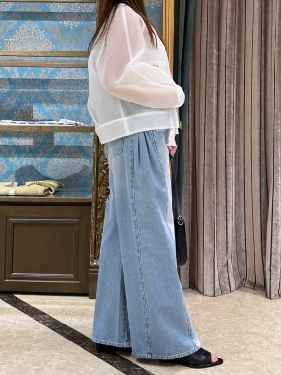 GRACE CONTINENTAL The Banquet 近藤　紫織 コーディネート画像