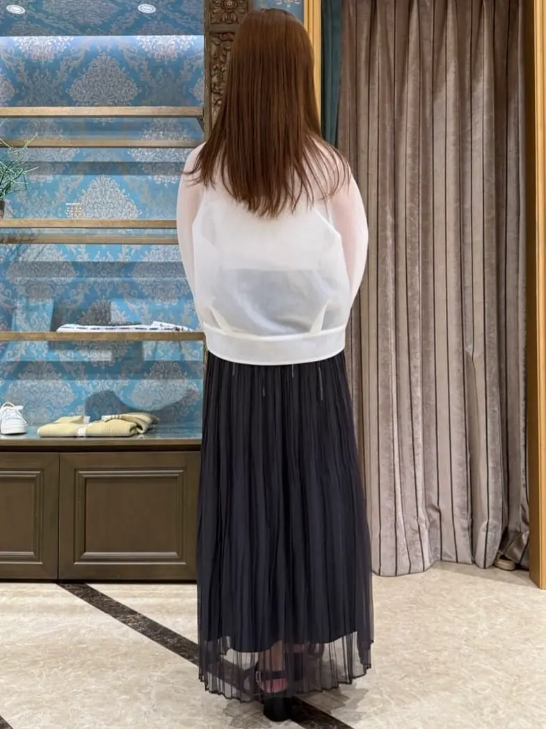 GRACE CONTINENTAL The Banquet 近藤　紫織 コーディネート画像