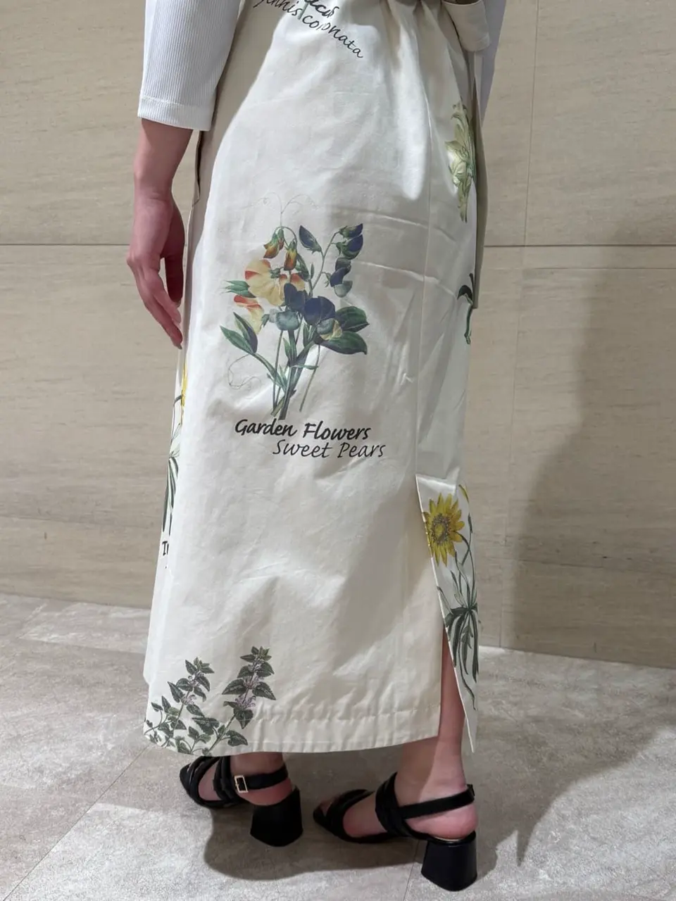 GRACE CONTINENTAL The Banquet 近藤　紫織 コーディネート画像