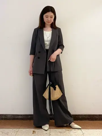 GRACE CONTINENTAL The Banquet mikiho コーディネート画像