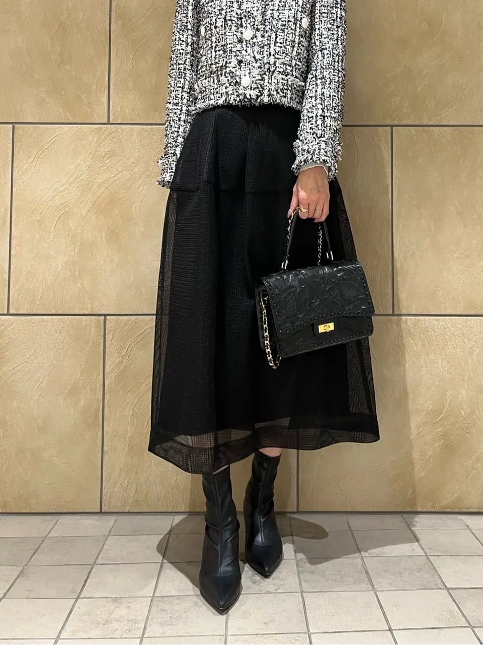 GRACE CONTINENTAL The Banquet 亀田 未希 コーディネート画像