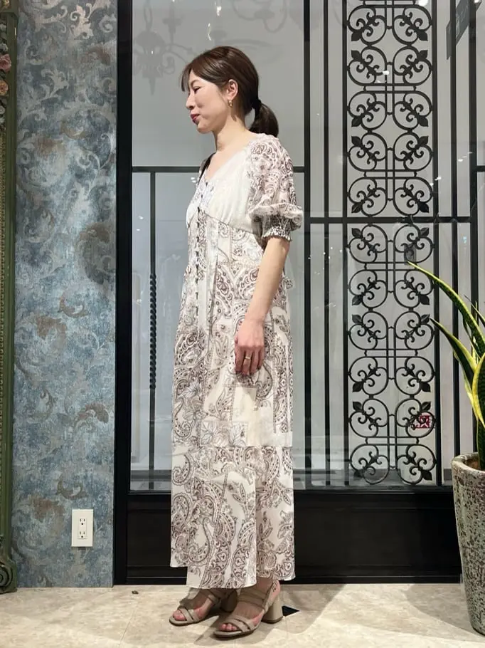 GRACE CONTINENTAL The Banquet 泉　智子 コーディネート画像