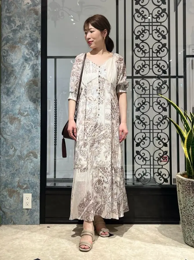 GRACE CONTINENTAL The Banquet 泉　智子 コーディネート画像