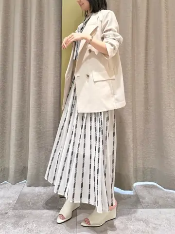 GRACE CONTINENTAL The Banquet Suzuka コーディネート画像