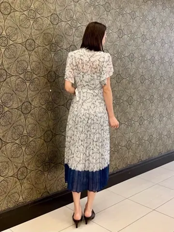 GRACE CONTINENTAL The Banquet 亀田 未希 コーディネート画像