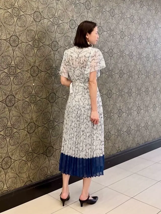 GRACE CONTINENTAL The Banquet 亀田 未希 コーディネート画像