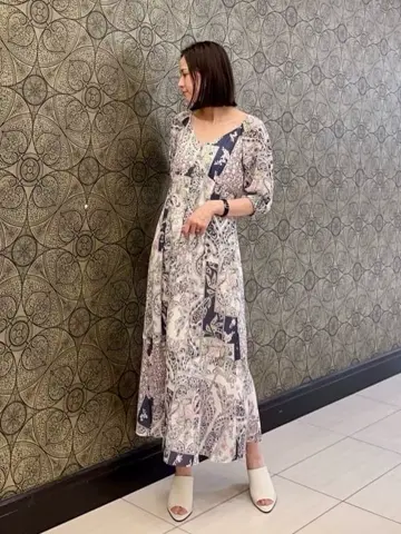 GRACE CONTINENTAL The Banquet 亀田 未希 コーディネート画像