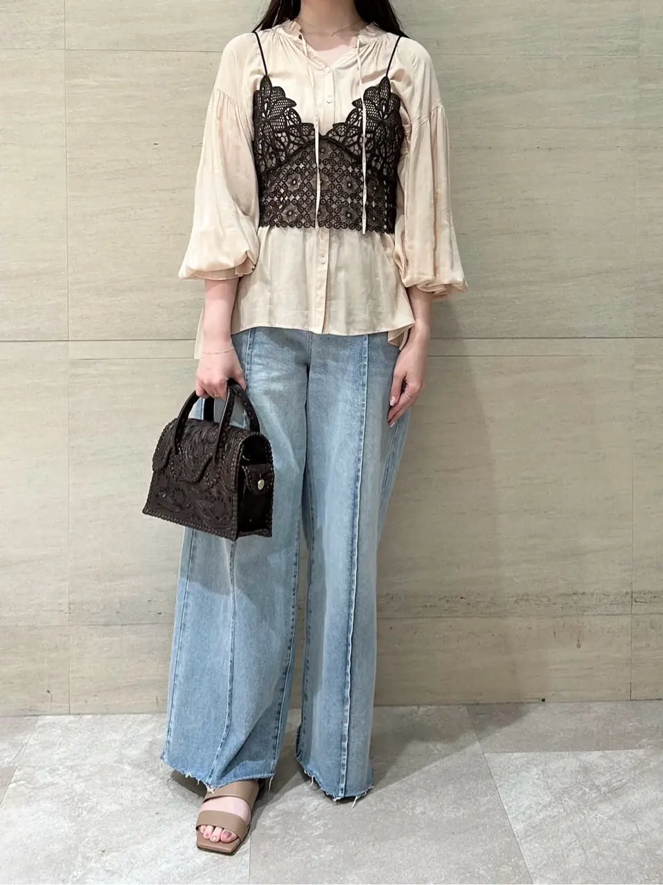 GRACE CONTINENTAL The Banquet Taura コーディネート画像