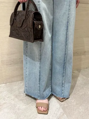 GRACE CONTINENTAL The Banquet Taura コーディネート画像