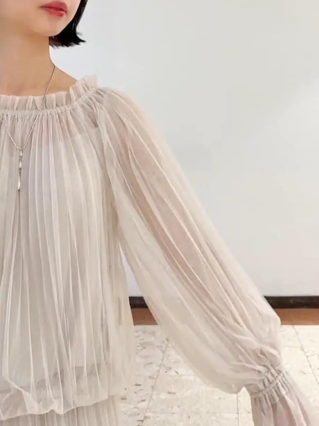 GRACE CONTINENTAL The Banquet yuri コーディネート画像