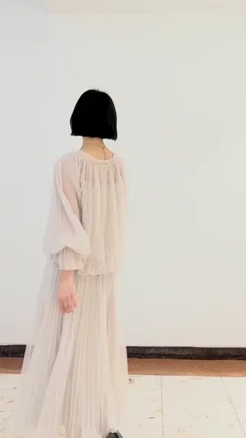 GRACE CONTINENTAL The Banquet yuri コーディネート画像