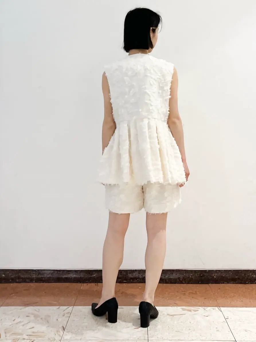 GRACE CONTINENTAL The Banquet yuri コーディネート画像