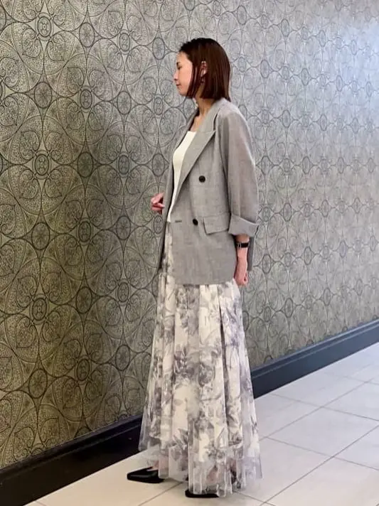 GRACE CONTINENTAL The Banquet 亀田 未希 コーディネート画像