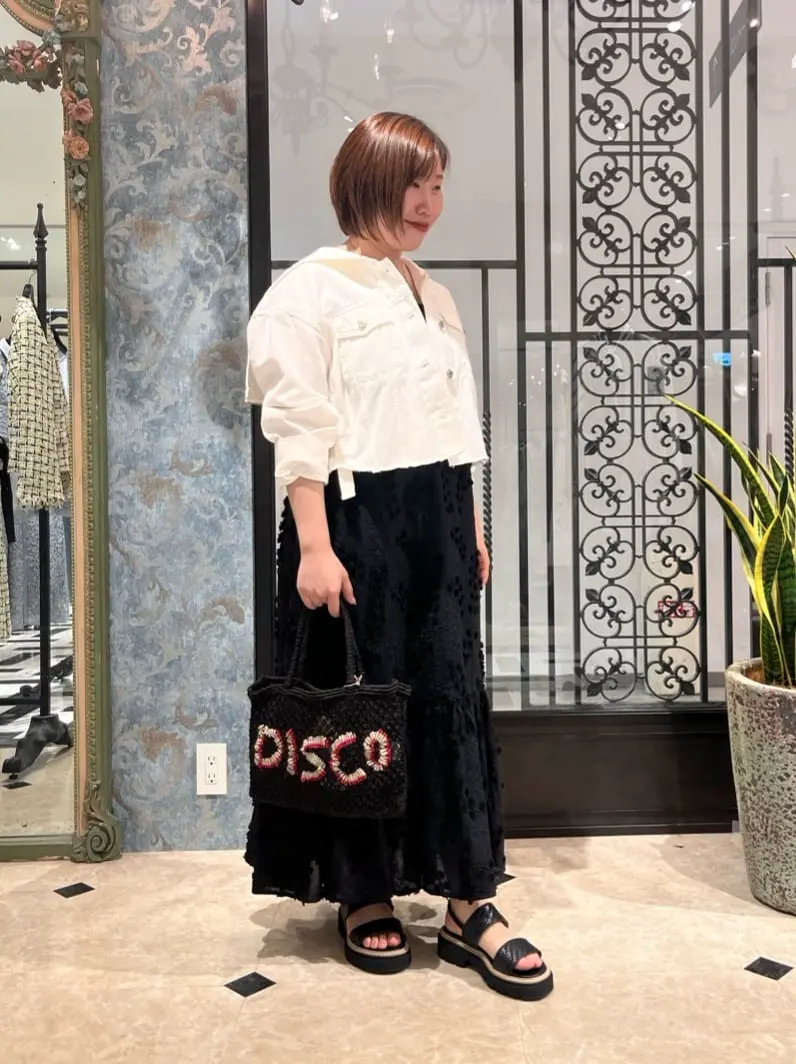 GRACE CONTINENTAL The Banquet 吉永　ひかる コーディネート画像