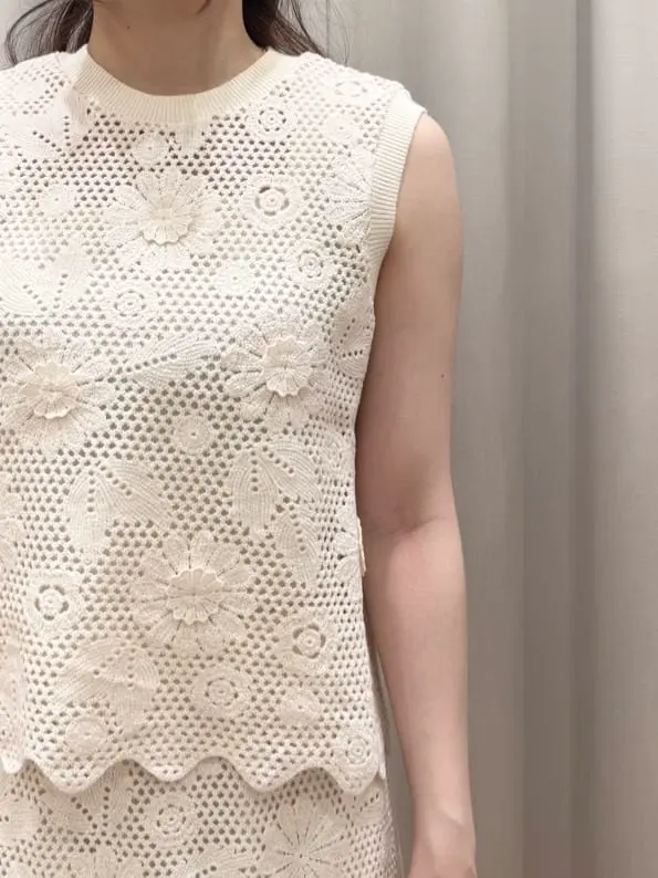 GRACE CONTINENTAL The Banquet 関谷　真琴 コーディネート画像